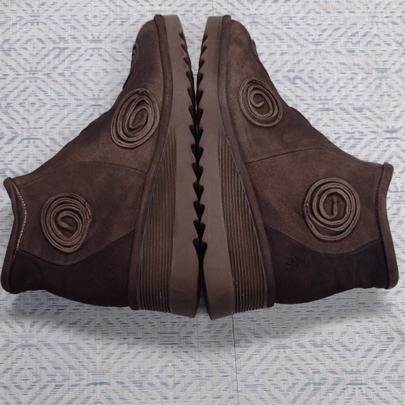 Fly London Women\'s Brown Leather Ankle Boots Contemporary Urban Modern